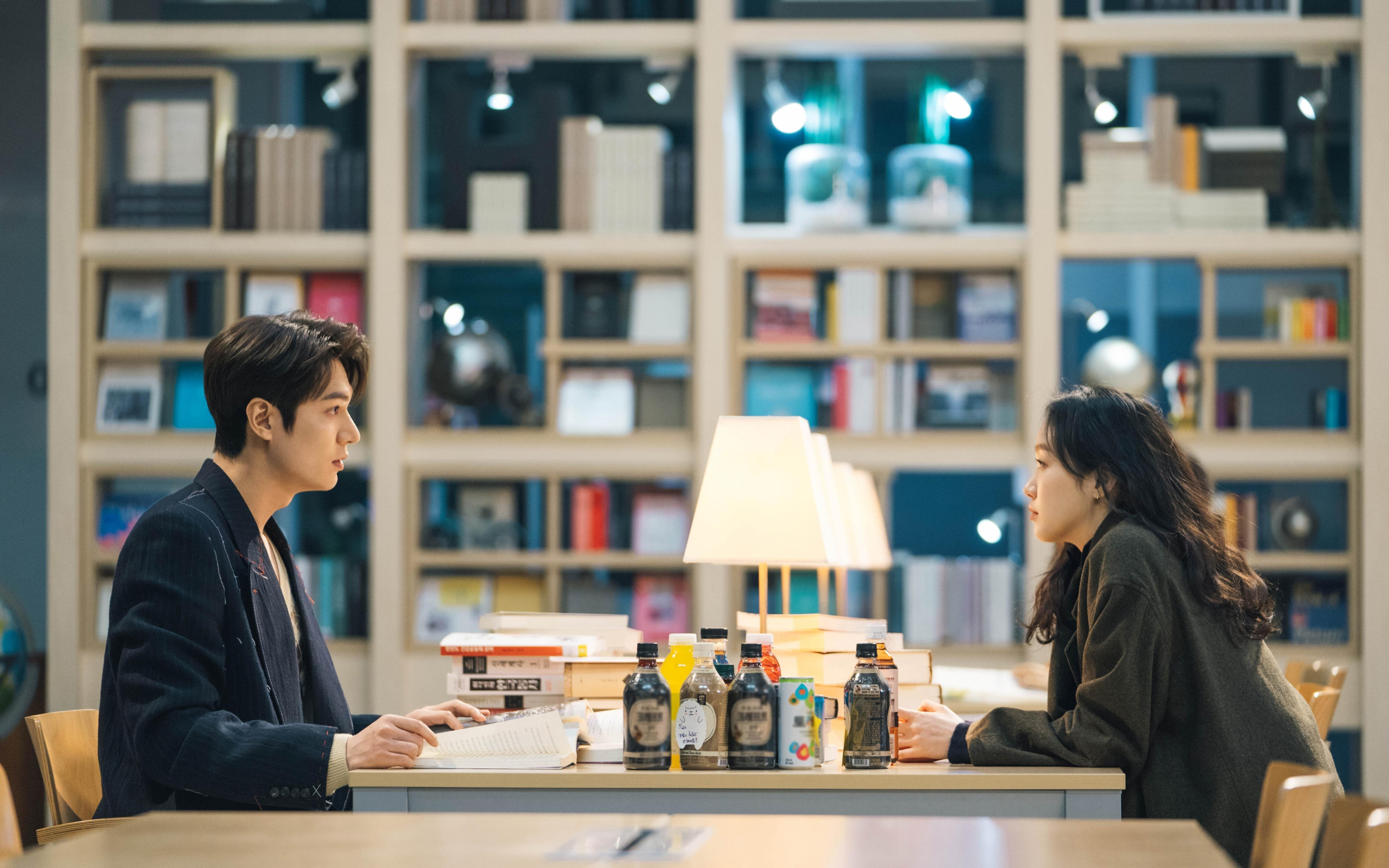 九游sports-新闻中心召开高层管理会议，高层工作会议