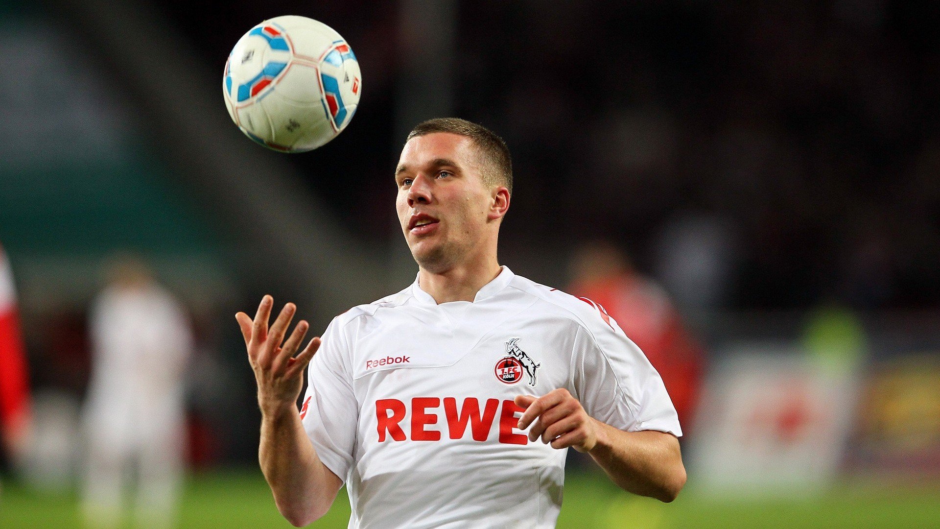 中超联赛国家队战胜 球员发挥稳定,中超 队伍